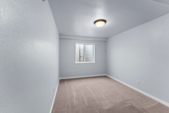 Building Photo - 7578 Chasewood Loop