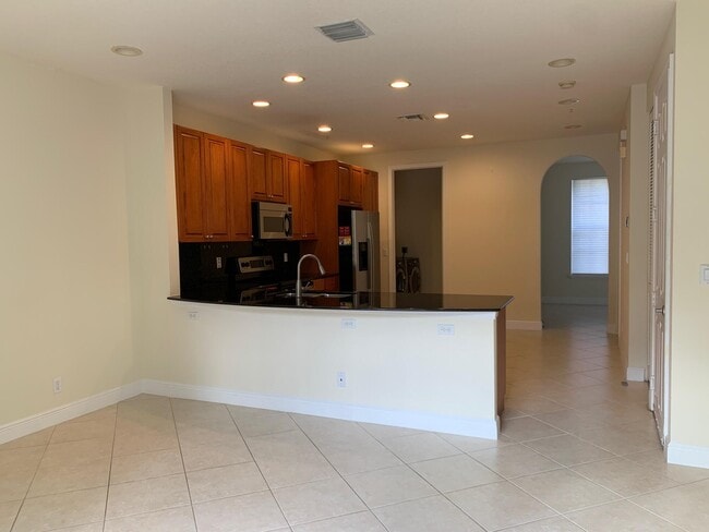 Building Photo - 141 Morning Dew Cir