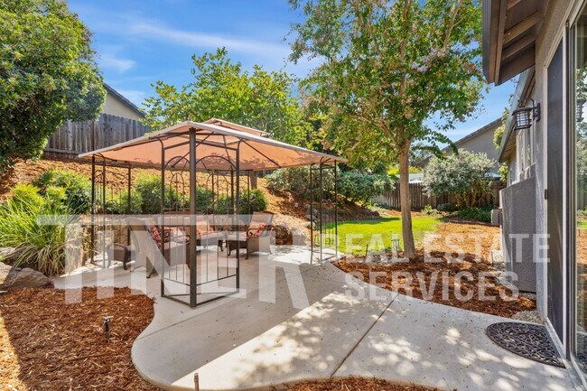 Building Photo - 5730 Chaffey Ln