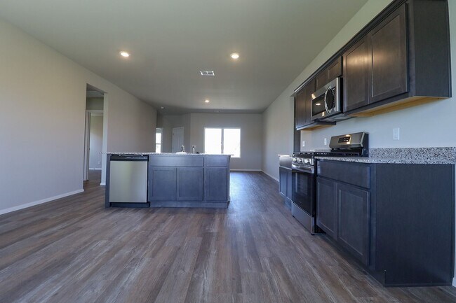 Building Photo - Recently Built Home with Pond View! 4 Bed 2 Bath Broken Arrow