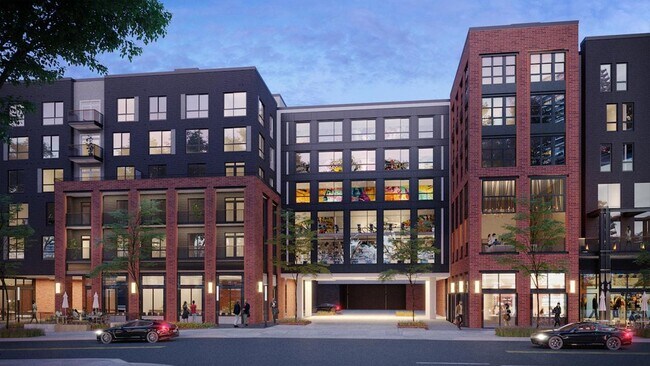 Building Photo - 764 Memorial Dr SE