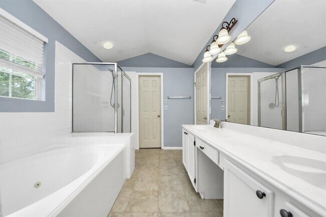 Building Photo - 4907 Echo Falls Dr