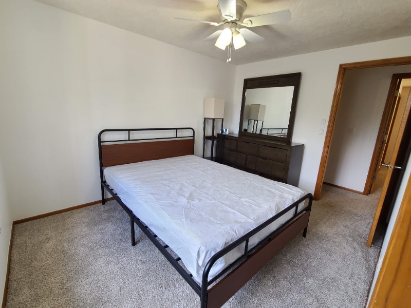 Building Photo - 547 NE 27th St