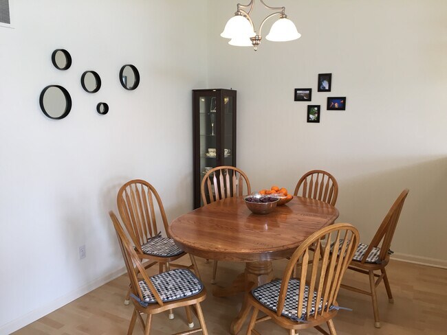 Building Photo - 2912 Signature Blvd