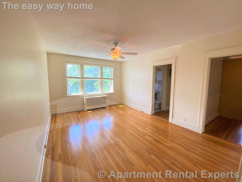 Building Photo - 520 High St