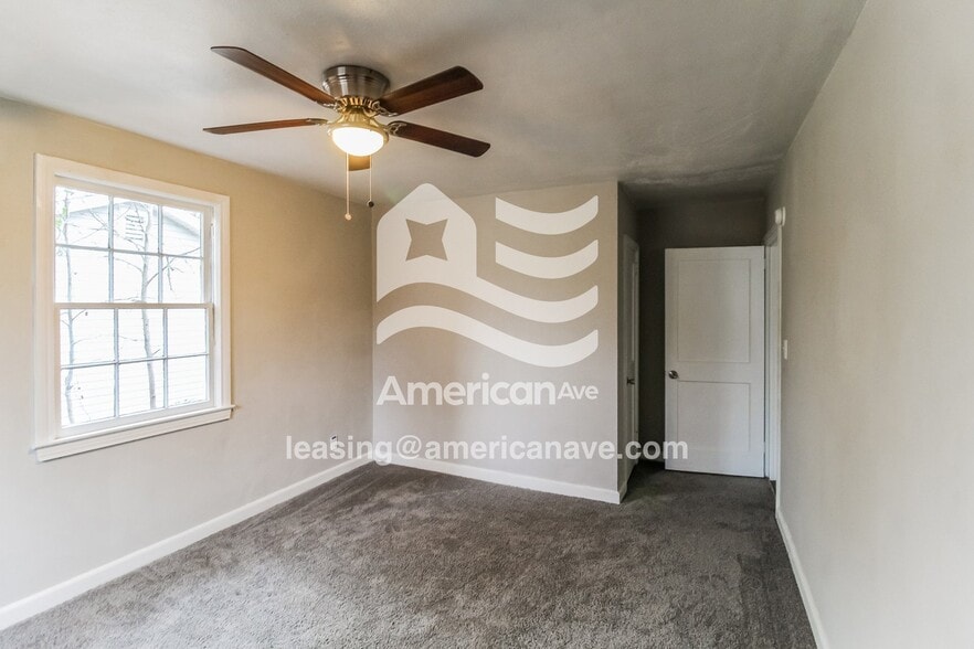 Building Photo - 2902 Pecan St