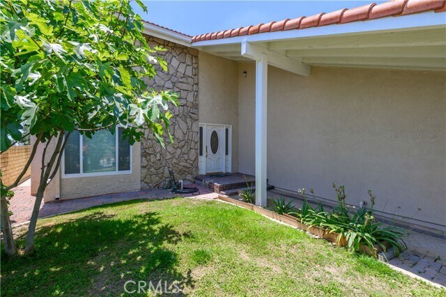 Building Photo - 21786 Santaquin Dr