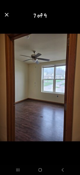Building Photo - 525 10th St W