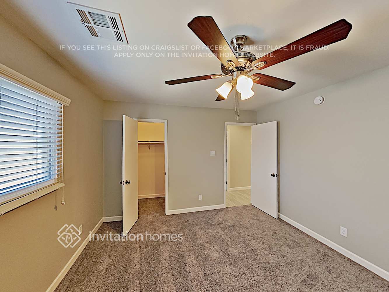 Building Photo - 1175 E Diamond Dr
