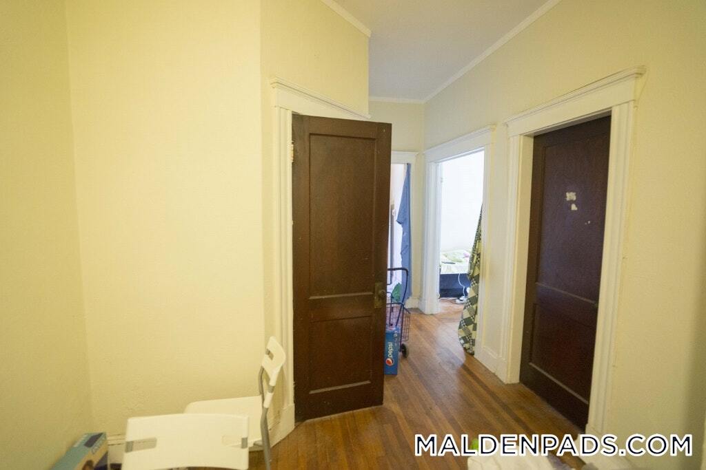 Building Photo - 17-19-19 Washington St S