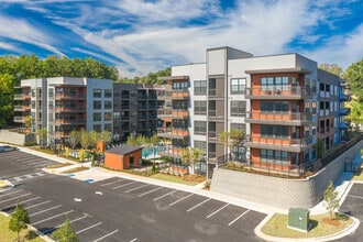 Building Photo - Vue at The Quarter