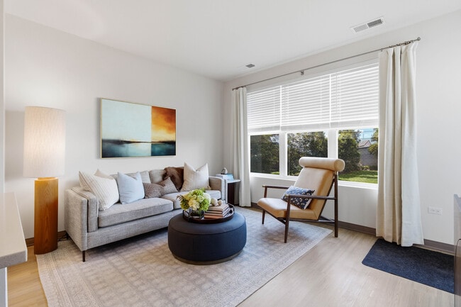 Building Photo - 1225 Rock Run Crossings Dr