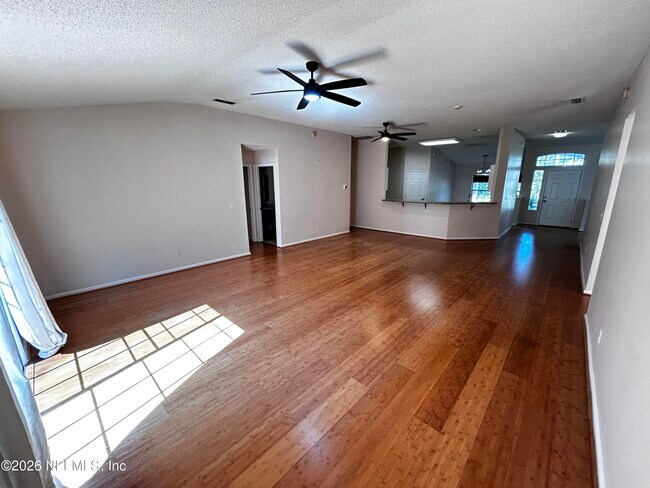 Building Photo - 1449 Blue Heron Ln N