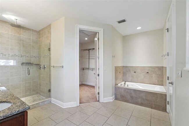 Building Photo - 1517 Woodward St