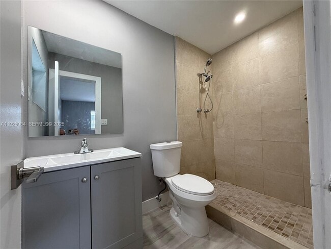 Building Photo - 20570 NW 1st Ct