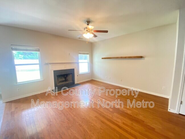 Building Photo - 41 Highland Pointe Cir W