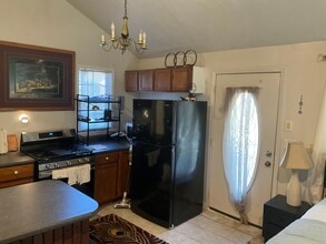 Building Photo - 5921 Crepe Myrtle Ct