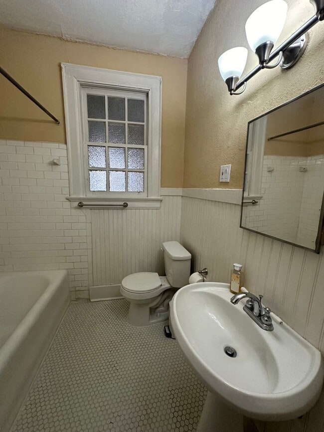 Building Photo - YELLOWBUNNY- 3352/3354-MONTEZUMA DUPLEX-CA...