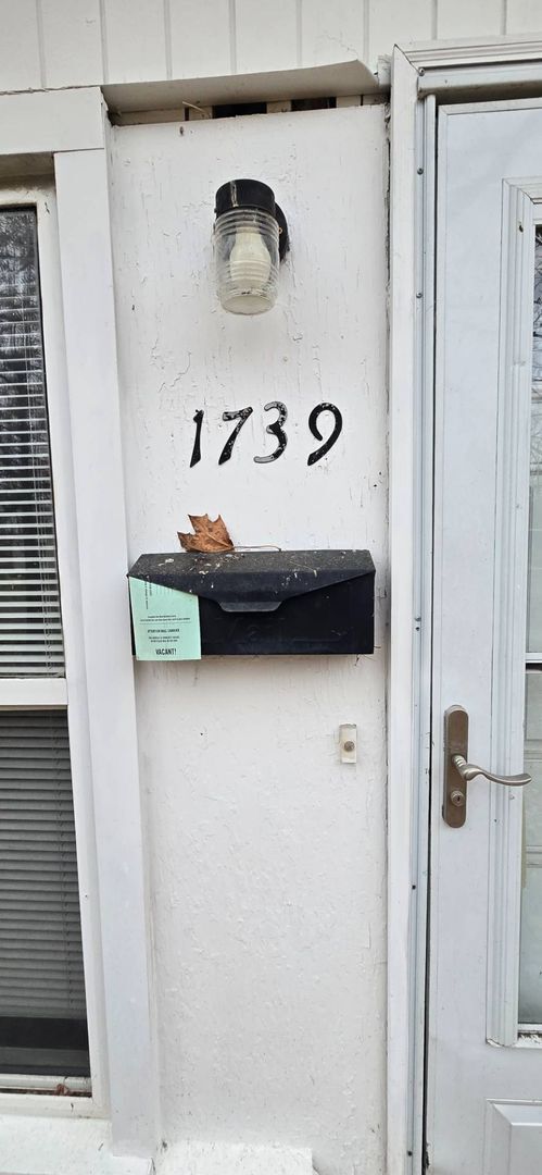 Building Photo - Charming 3-Bedroom Property in Prime Location ( SECTION 8 VOUCHER ACCEPTED )