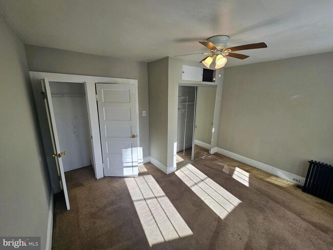 Building Photo - 341 Hillcrest Ave