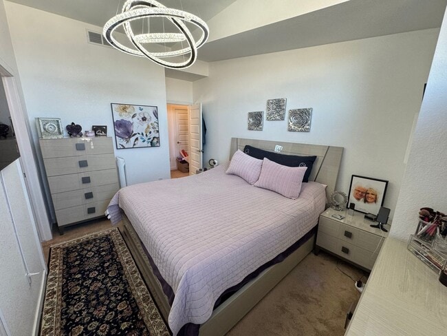 Building Photo - Luxury Lone Tree Living