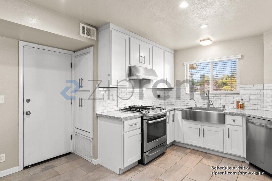 Building Photo - 2610 Curtner Glen Ct