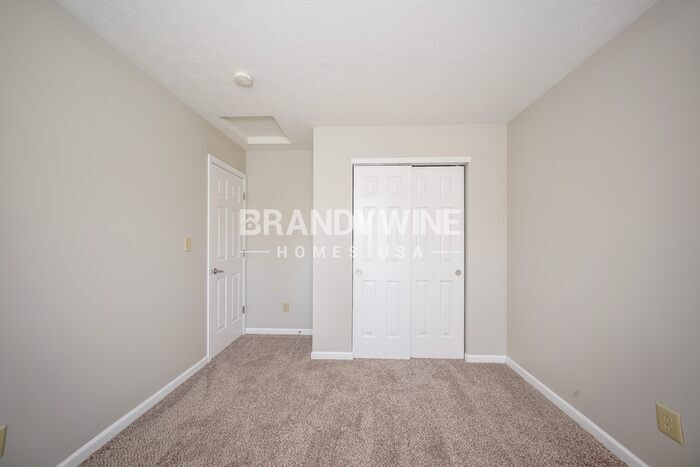 Building Photo - 7356 Pipestone Dr
