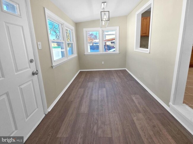 Building Photo - 120 3rd