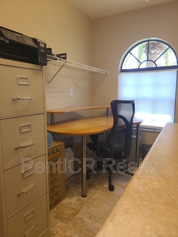 Building Photo - 4953 Deer Lodge Rd