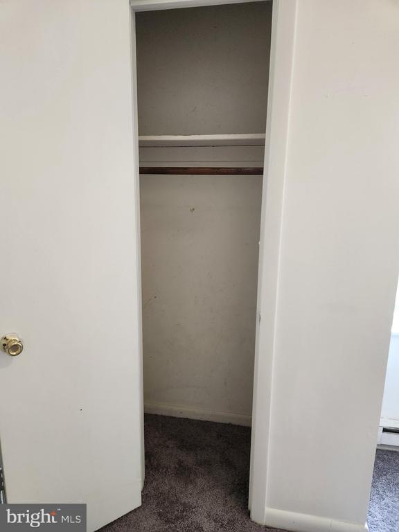 Building Photo - 406 E Moler Ave