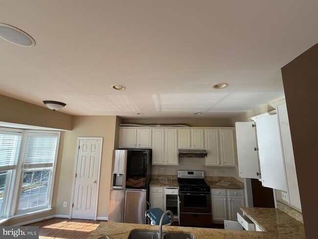 Building Photo - 13044 Rose Petal Cir