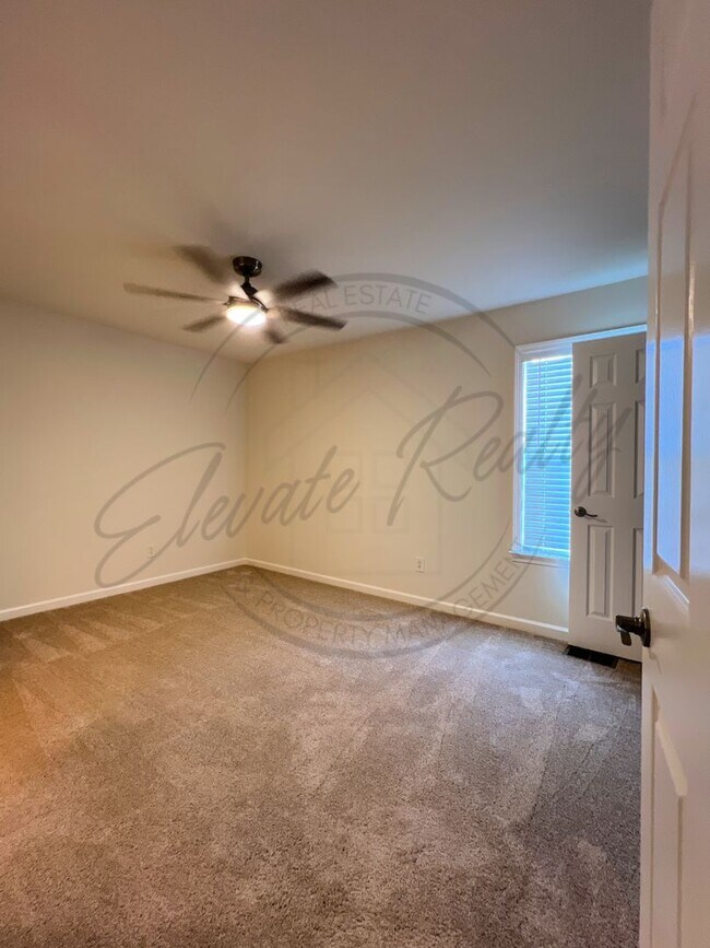 Building Photo - SPECIAL: FIRST MONTHS RENT FREE! Two Bedro...