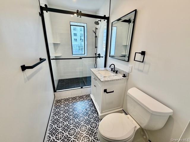 Building Photo - 100 W Broadway