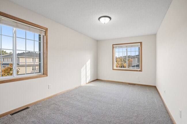 Building Photo - 2549 Cobble Hill Ct