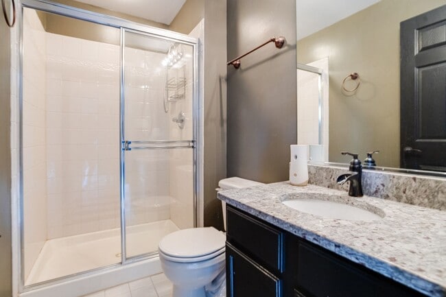 Building Photo - 1730 Bluffs Island Ct