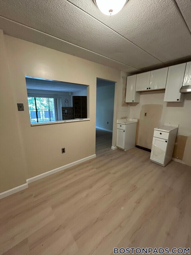 Building Photo - 30 Normandy Ave