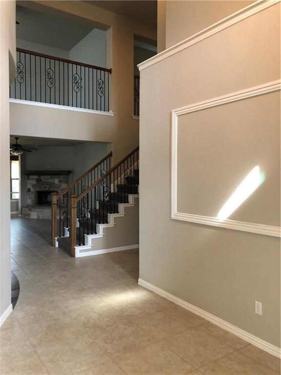 Building Photo - 13656 Mesa Verde Dr