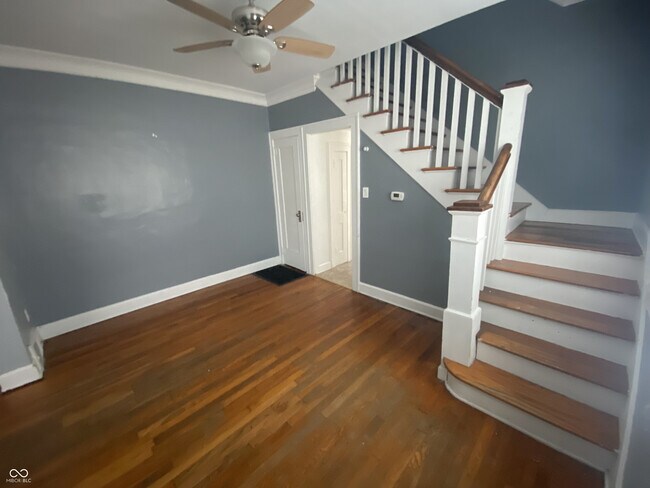 Building Photo - 5267 N College Ave