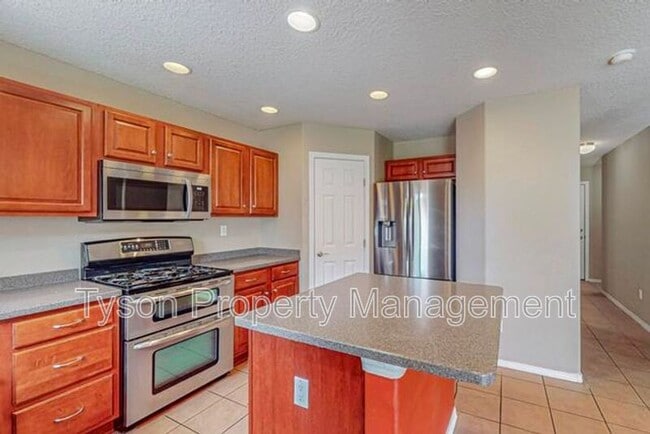 Building Photo - 10228 Nacimiento St NW