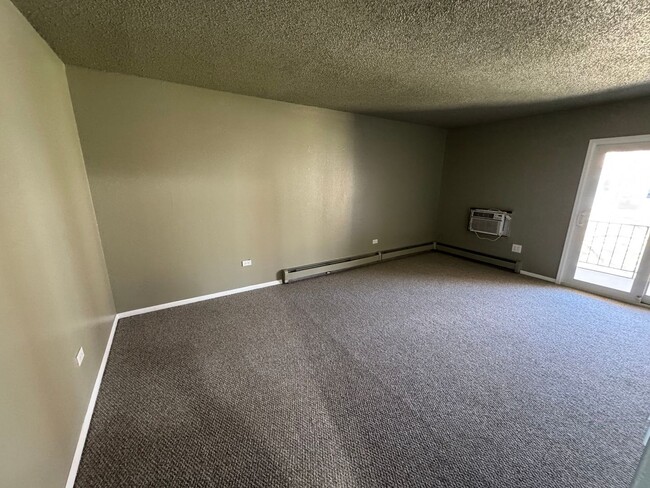 Building Photo - Charming 2BR Condo in Denver