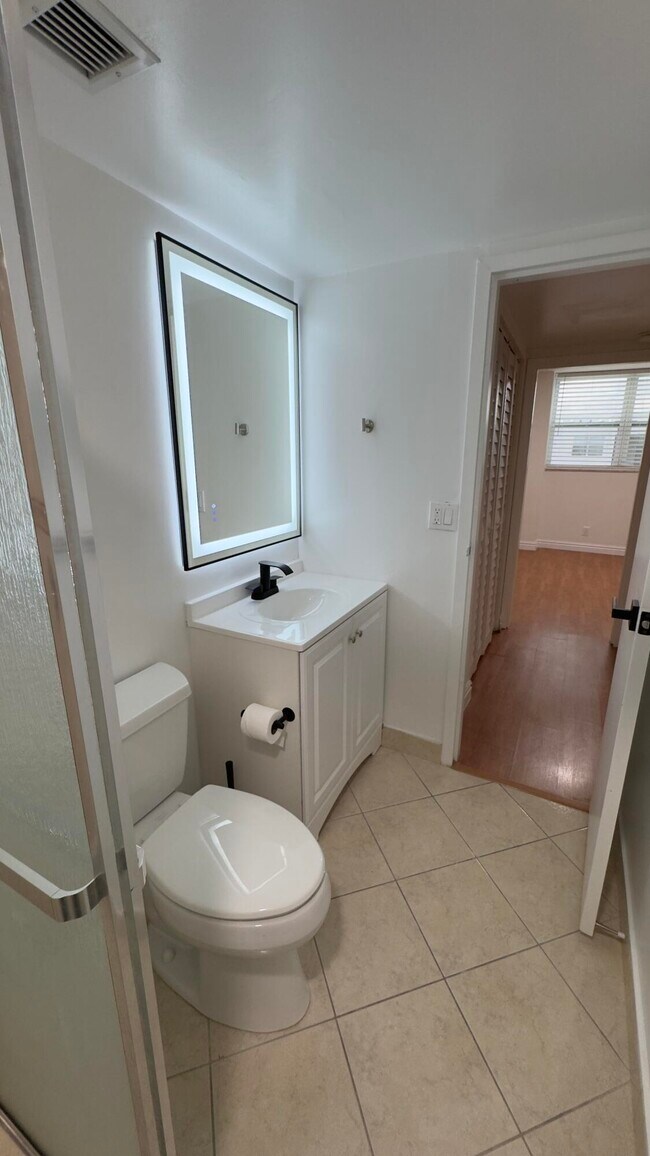 Building Photo - 2821 NE 163rd St