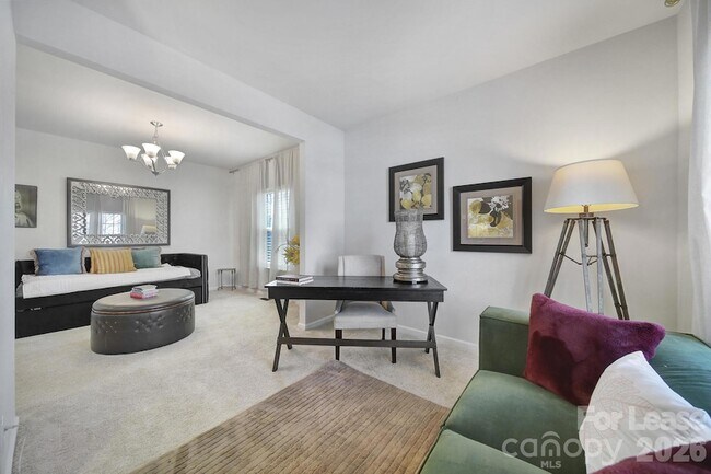 Building Photo - 6710 Carradale Way