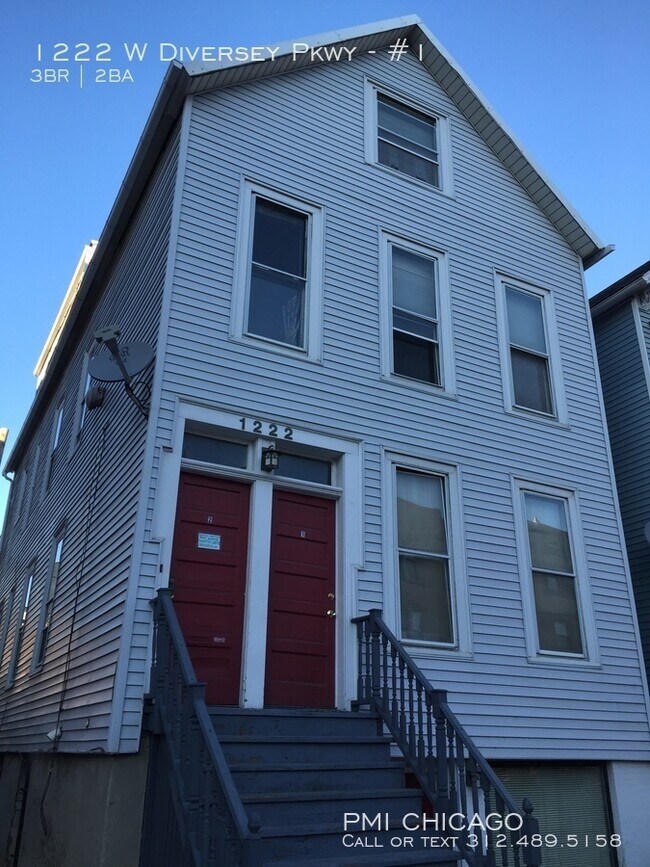 Building Photo - 1222 W Diversey Pkwy