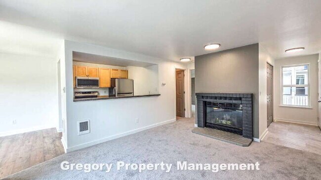 Building Photo - 6700 NE 182nd St