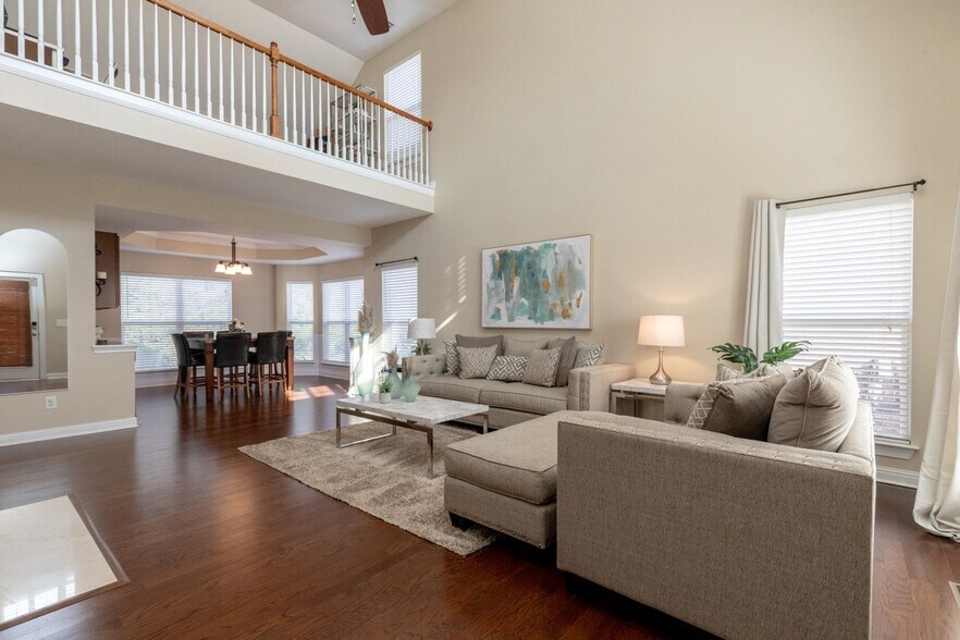 Building Photo - 7205 Riverfront Dr