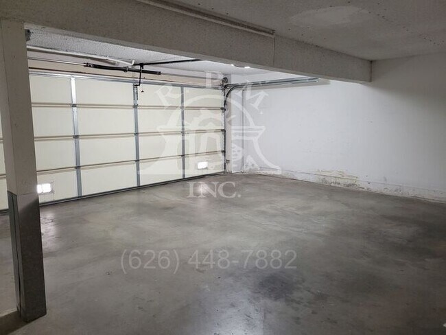 Building Photo - Spacious 2 Bedroom, 1 ¾ Bathroom Condo in Rosemead, CA.