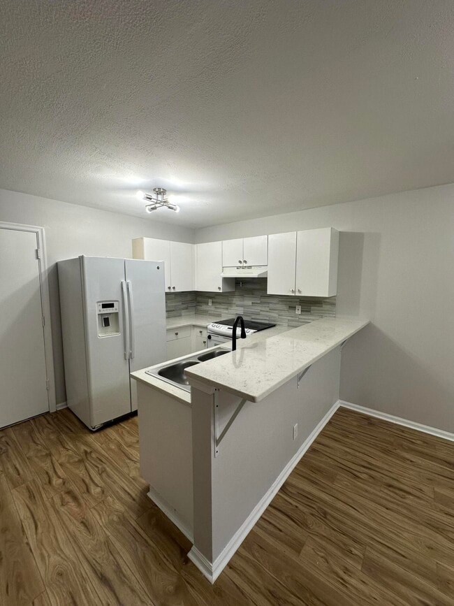 Building Photo - 6856 Mill Brook Pl
