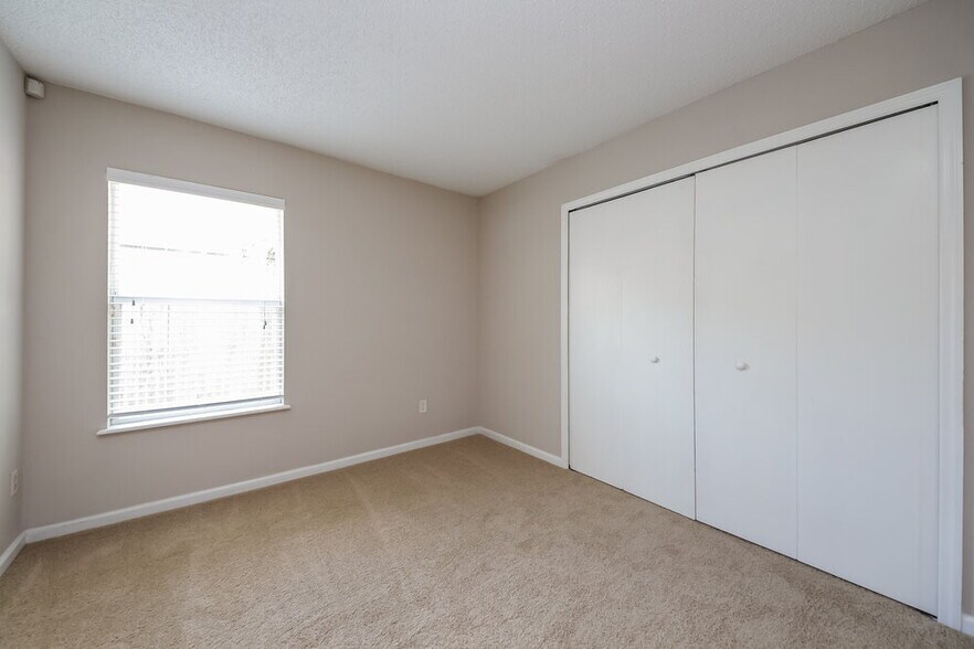 Building Photo - 9732 Chirping Way