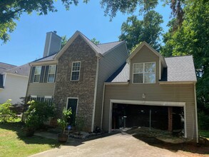 Building Photo - Coming Soon! Charming 4-Bedroom Home with Spacious Backyard!