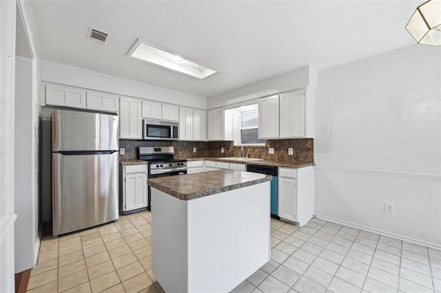 Building Photo - 6444 Whitehurst Dr